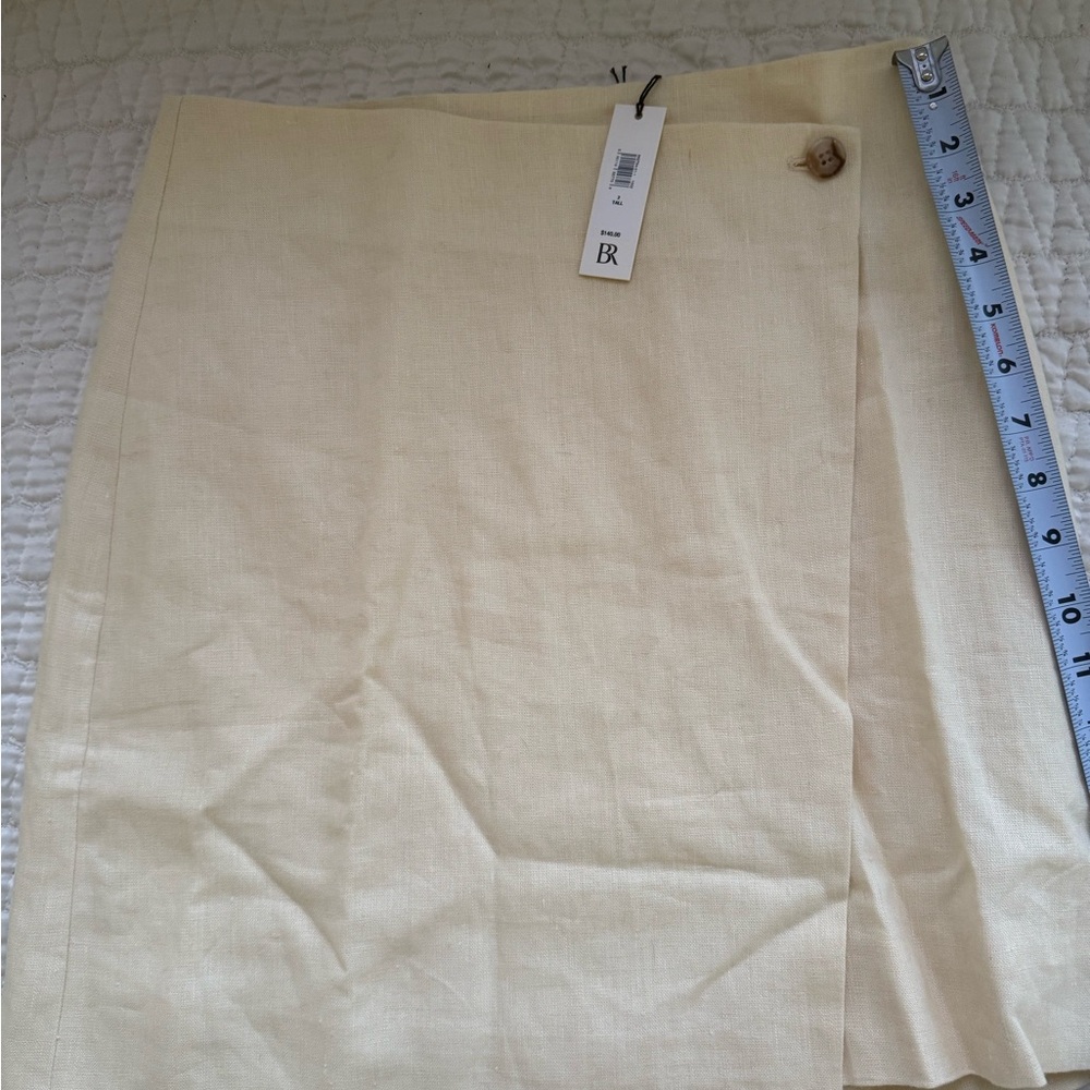 Banana Republic butter yellow mid thigh skirt and vest